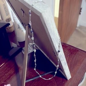 Elegant Pearl and Bead Necklace